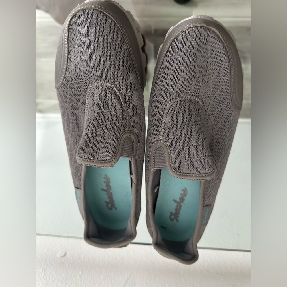 Skechers Women’s Gray Slip-On Loafers - Picture 2 of 6